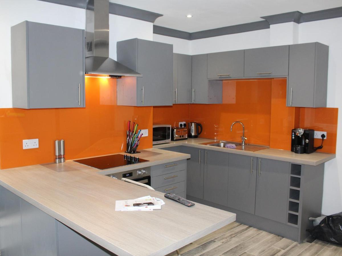 קרו Townhouse Plus @ 282 Walthall Street מראה חיצוני תמונה
